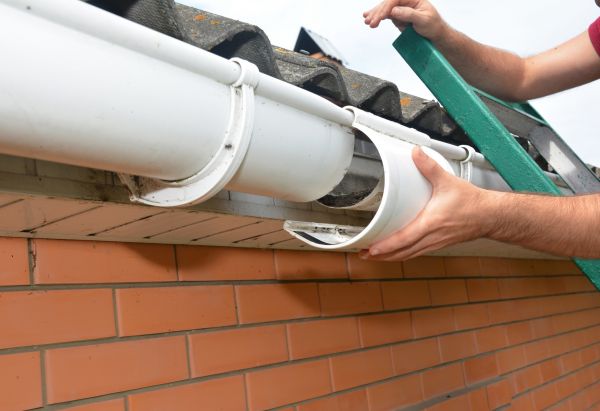 Gutter Seam Repair in Lenoir City